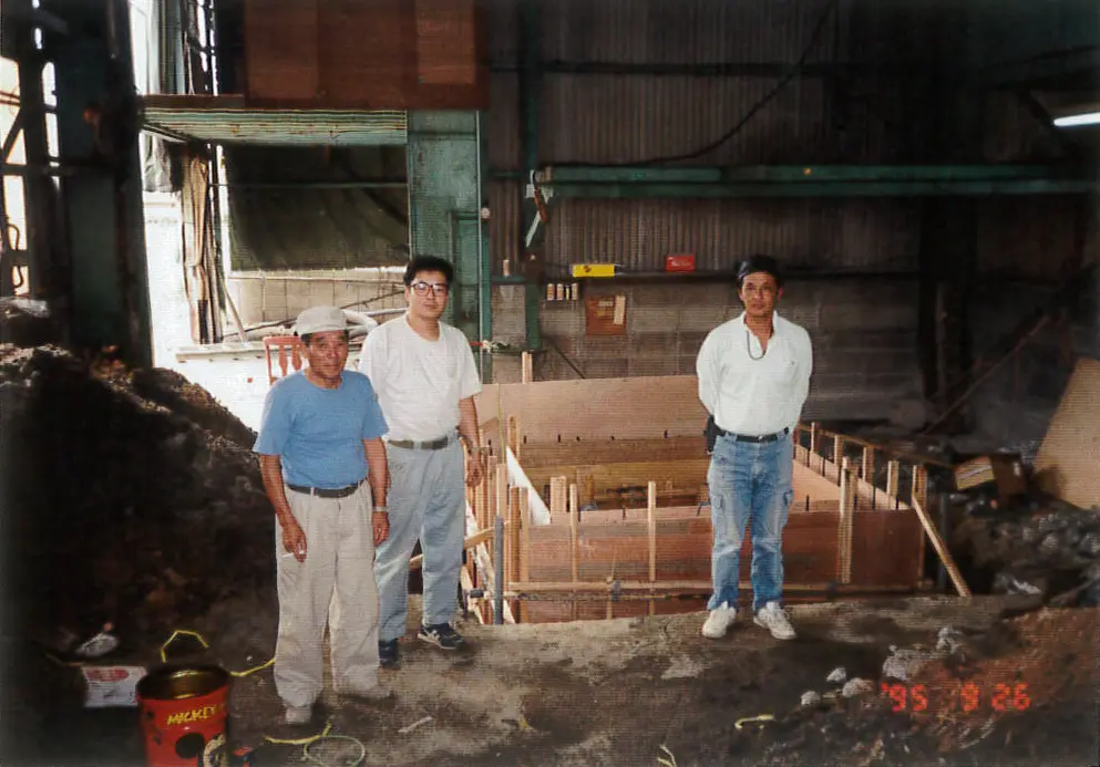 社屋工事風景の画像